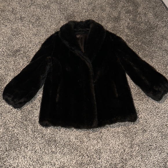 Vintage beautiful Hillmoor of New York USA made faux fur mink coat jacket - Picture 4 of 16